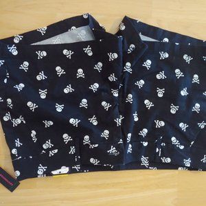 skull and crossbone shorts